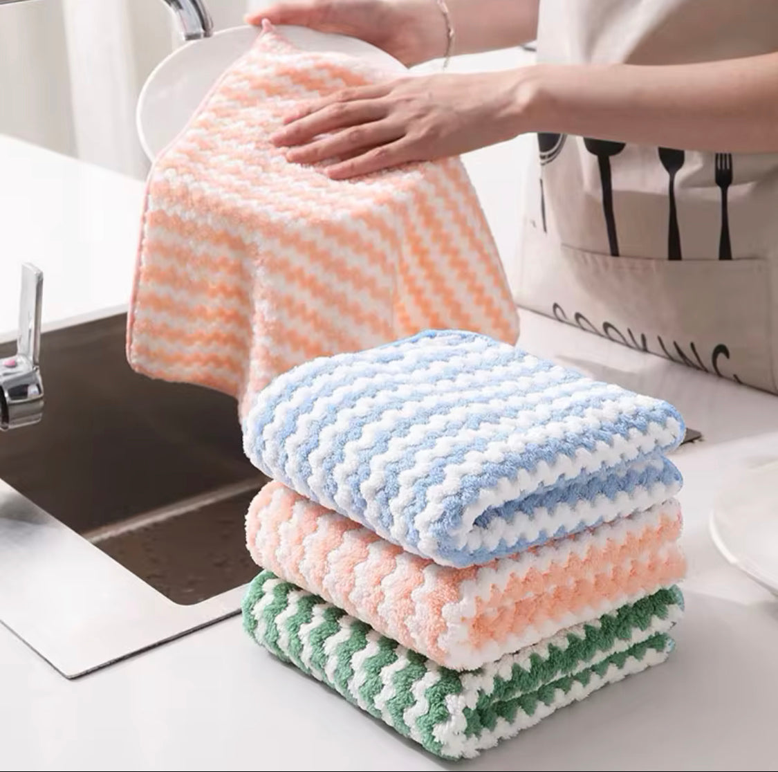 Set Of 3 Superfine Fiber Kitchen Dishwashing Cloth, Water Absorbent Cleaning Cloth, Multipurpose Household Cleaning Tools Set Of 3 Superfine Fiber Kitchen Dishwashing Cloth, Water Absorbent Cleaning Cloth, Multipurpose Household Cleaning Tools